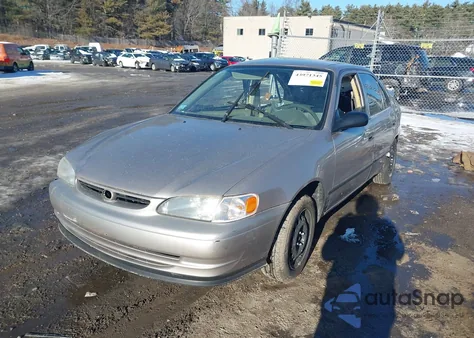 1998 Toyota Corolla Ce z USA, uszkodzony, nr VIN 2T1BR12E8WC096634